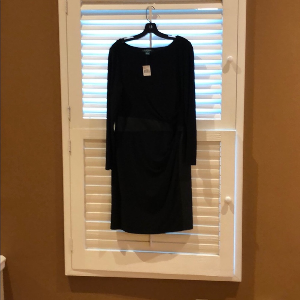 Long sleeves black dress